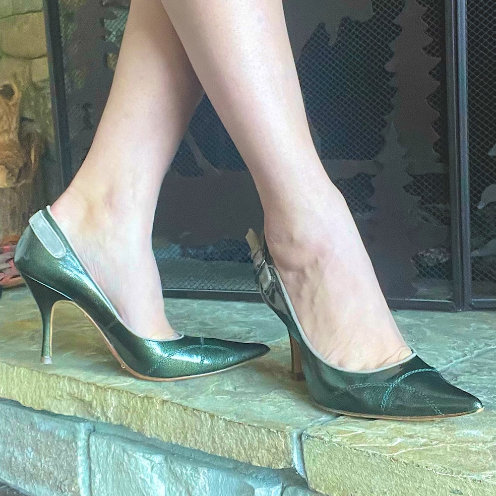 BOUTIQUE 9 Pointy High Heel Pumps, Shiny Green - Sz. 8   EUC
